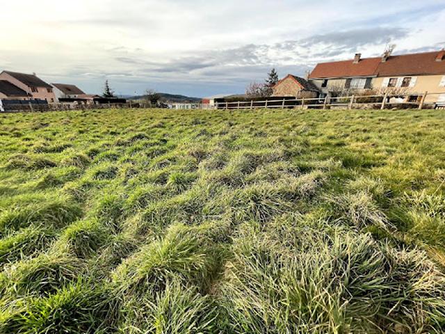 Vente Terrain constructible 1136 m2 Beaubery