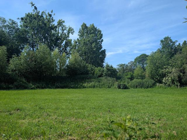 Vente Terrain constructible 1139 m2 Berneuil en Bray