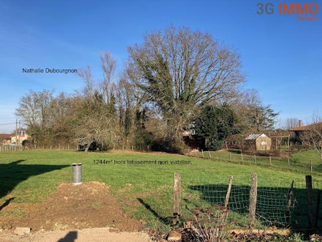 Vente Terrain constructible 1244 m2 Saint Didier d'Aussiat