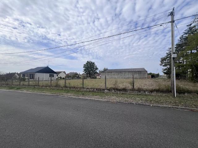 Vente Terrain constructible 1260 m2 Saint Pierre le Moûtier