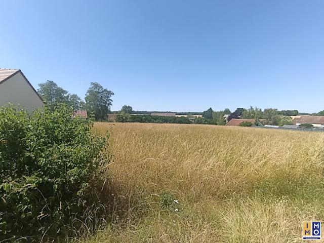 Vente Terrain constructible 1270 m2 Farges en Septaine