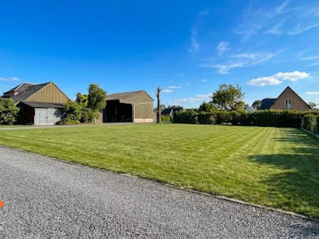 Vente Terrain constructible 1280 m2 Buchy