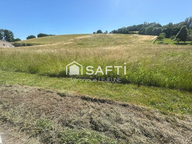 Vente Terrain constructible 1228 m2 Saint Caprais de Lerm