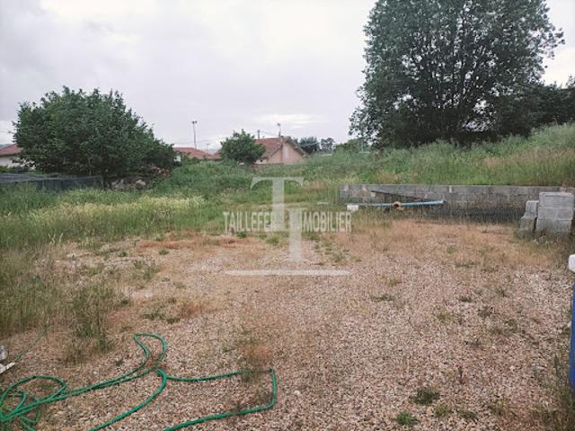 Vente Terrain constructible 1380 m2 Trélissac