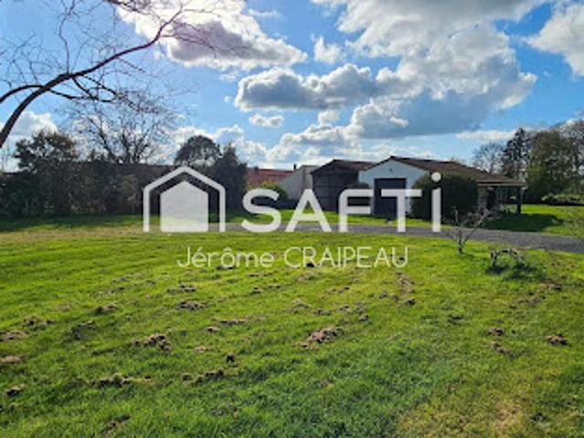 Vente Terrain constructible 1326 m2 La Roche sur Yon