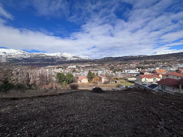 Vente Terrain constructible 1453 m2 Gap