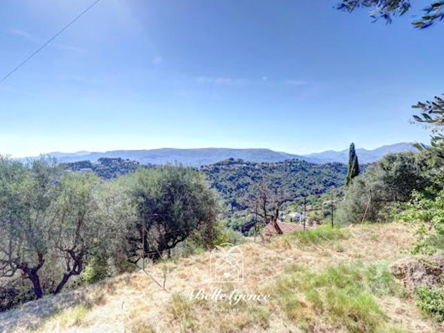 Vente Terrain constructible 1500 m2 Aspremont