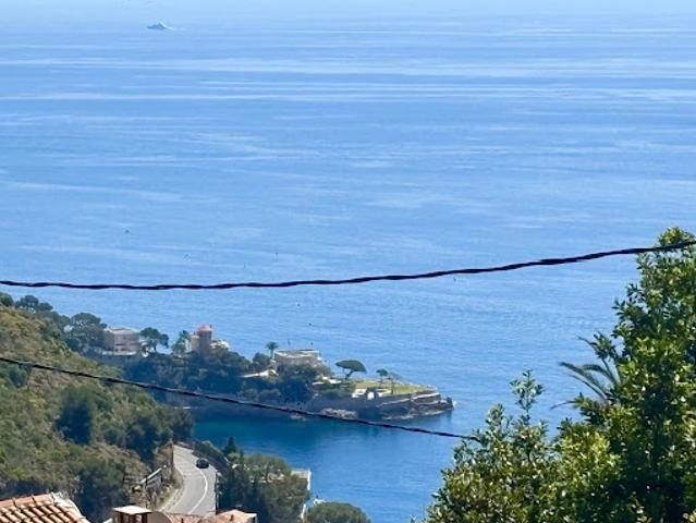 Vente Terrain constructible 1500 m2 Eze