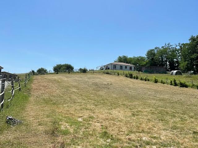 Vente Terrain constructible 1500 m2 Labastide Villefranche