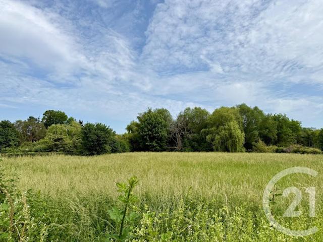 Vente Terrain constructible 1810 m2 Rouvres