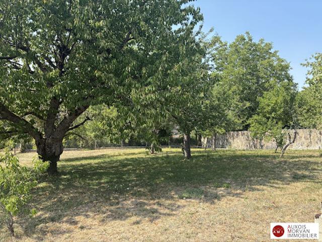 Vente Terrain constructible 1810 m2 Semur en Auxois