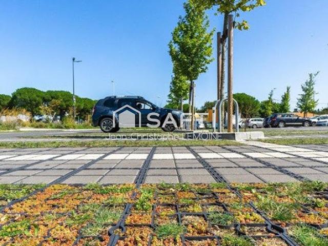 Vente Terrain constructible 19611 m2 Nantes