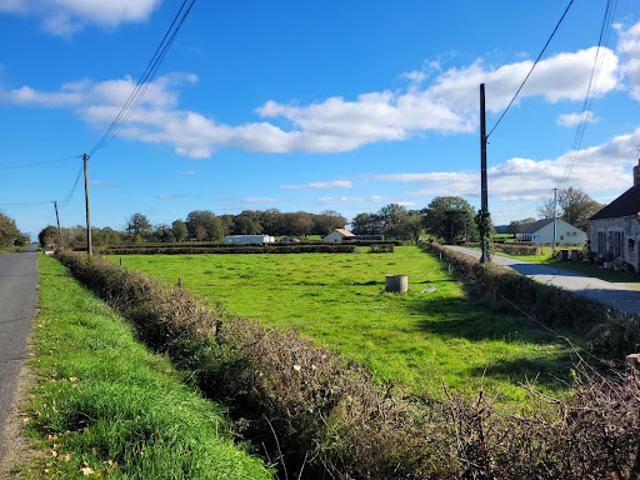 Vente Terrain constructible 1925 m2 Saint Sauvier