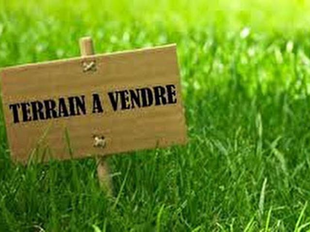 Vente Terrain constructible 2050 m2 Ecully