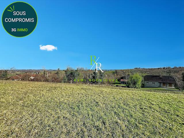 Vente Terrain constructible 2072 m2 Arthez de Béarn
