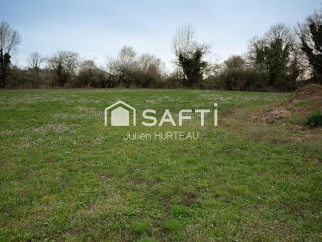 Vente Terrain constructible 2170 m2 Saint Martin de Saint Maixent