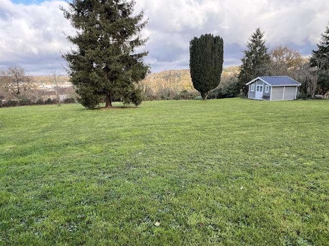 Vente Terrain constructible 2276 m2 Confolens