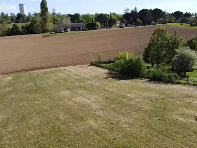 Vente Terrain constructible 2369 m2 Gimont