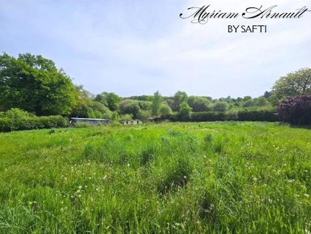 Vente Terrain constructible 2321 m2 La Souterraine