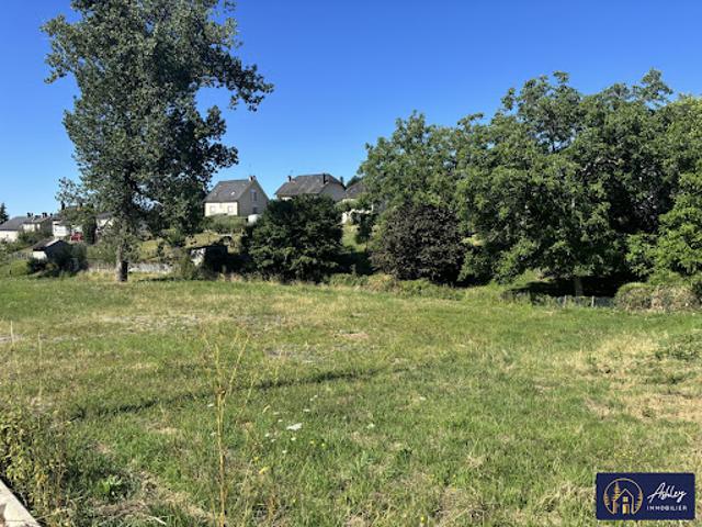 Vente Terrain constructible 2328 m2 Egletons