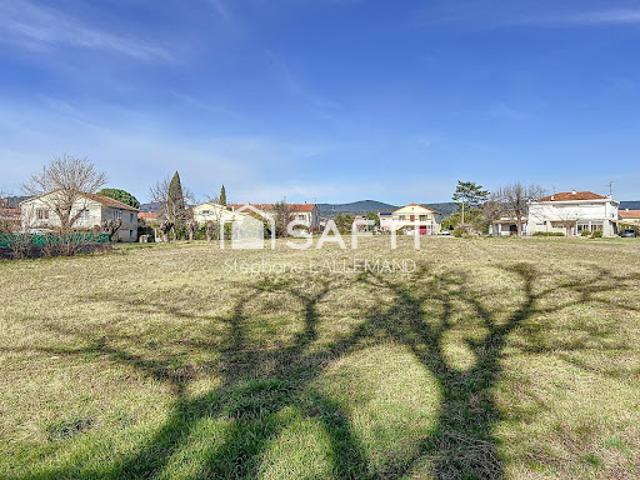Vente Terrain constructible 3390 m2 Saint Julien les Rosiers