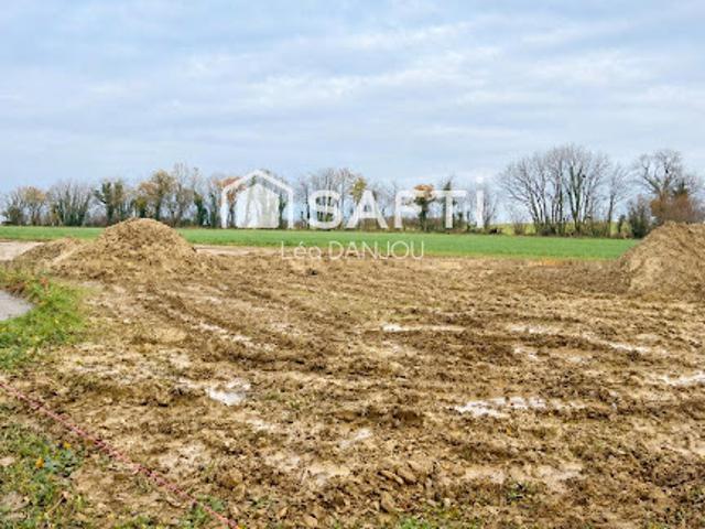 Vente Terrain constructible 3687 m2 Courvaudon