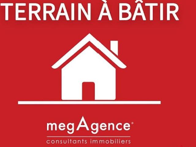 Vente Terrain constructible 380 m2 Le Genest Saint Isle