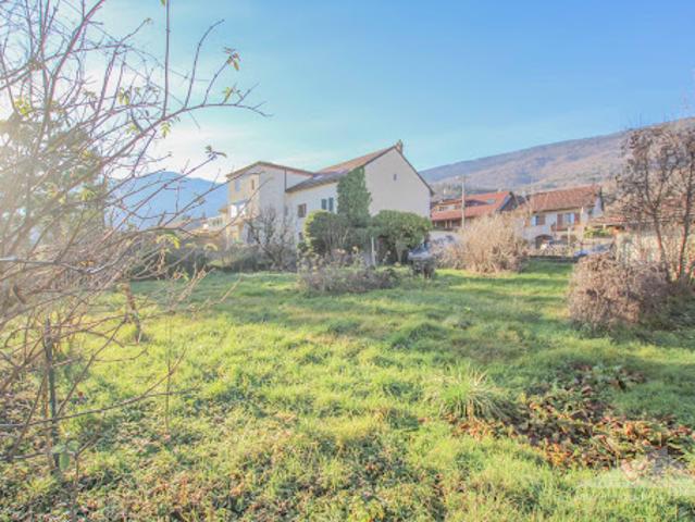 Vente Terrain constructible 390 m2 Péron