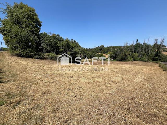 Vente Terrain constructible 4000 m2 Branne