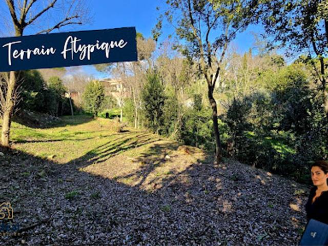 Vente Terrain constructible 480 m2 Montpezat