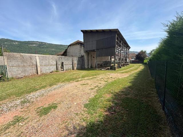 Vente Terrain 564 m2 Peyrieu