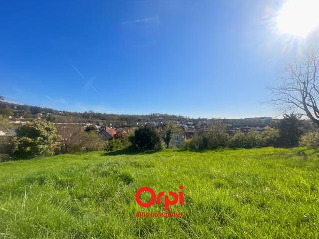 Vente Terrain constructible 5394 m2 Montluçon