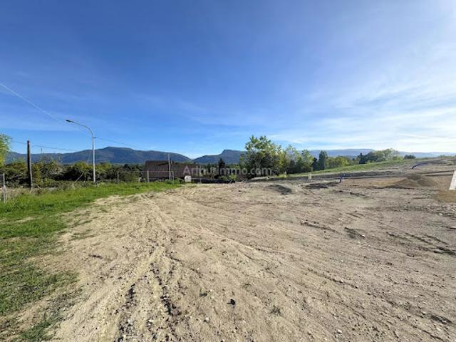 Vente Terrain constructible 547 m2 Les Avenières