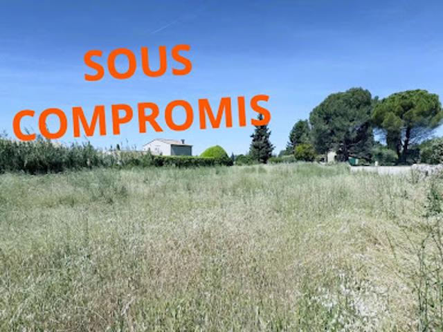 Vente Terrain constructible 549 m2 Saint Cannat