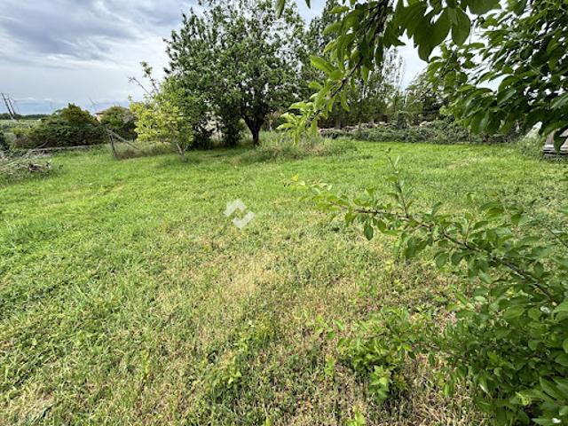 Vente Terrain constructible 568 m2 Champigny en Rochereau