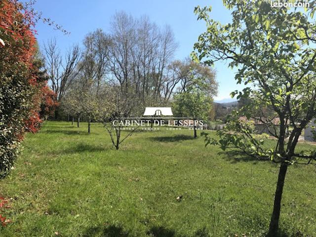 Vente Terrain constructible 593 m2 Bassussarry