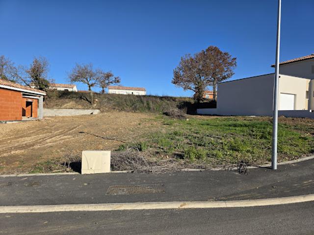 Vente Terrain constructible 602 m2 Puygouzon