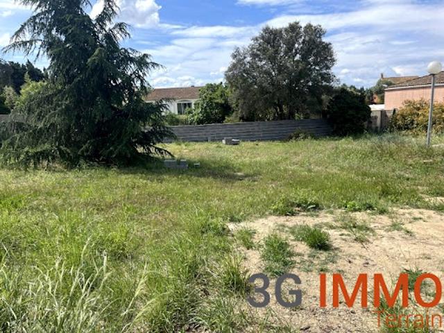 Vente Terrain constructible 631 m2 Lespignan