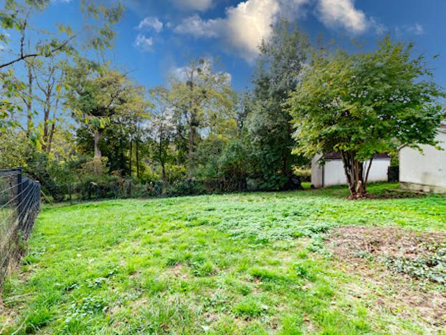 Vente Terrain constructible 650 m2 Labbeville