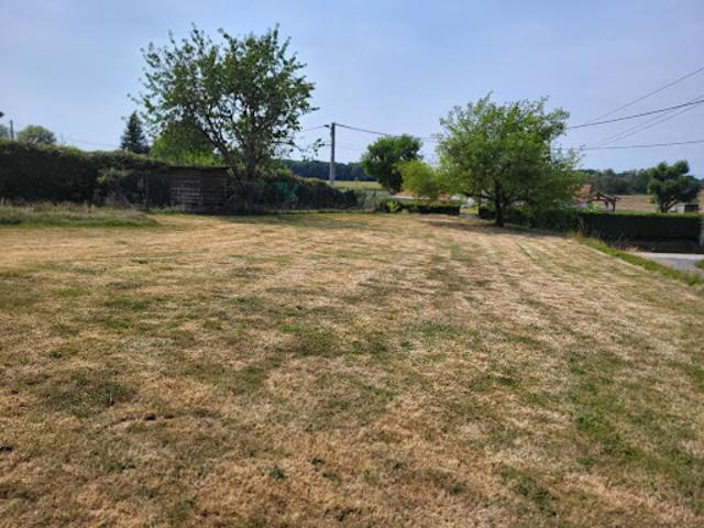Vente Terrain constructible 653 m2 Dompierre sur Veyle