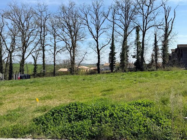 Vente Terrain constructible 668 m2 Lasgraisses