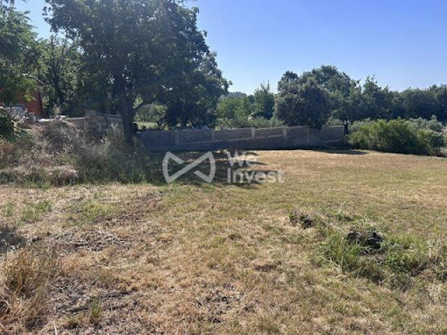 Vente Terrain constructible 700 m2 Régusse