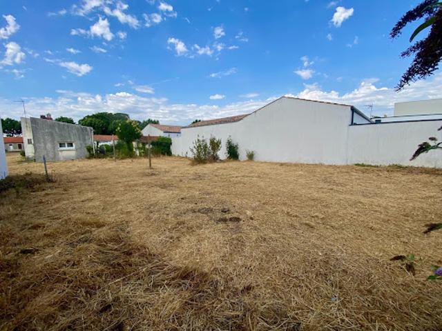Vente Terrain constructible 701 m2 Angoulins
