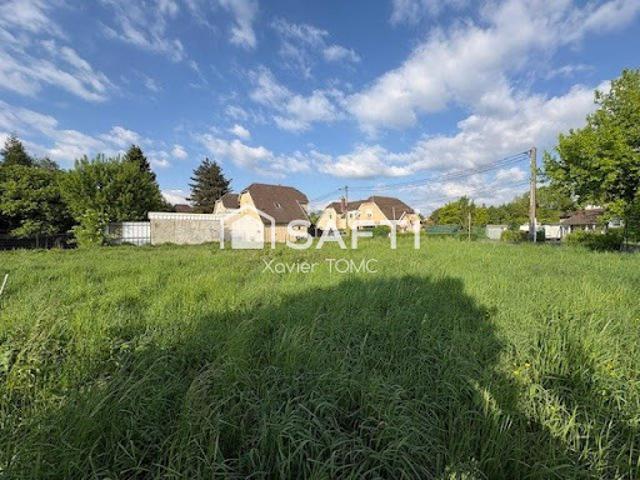 Vente Terrain constructible 717 m2 Avion