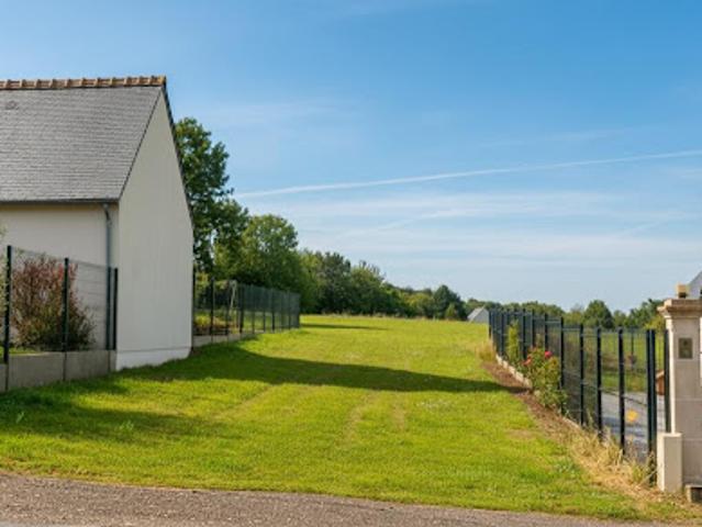 Vente Terrain constructible 7378 m2 Neuville sur Brenne