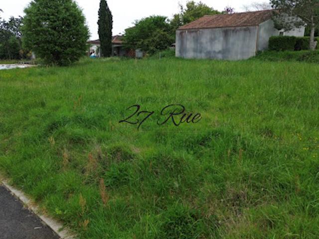 Vente Terrain constructible 749 m2 Puydaniel