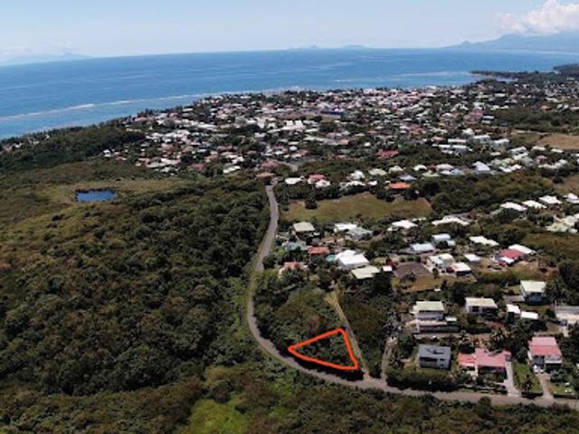 Vente Terrain constructible 760 m2 Sainte Anne