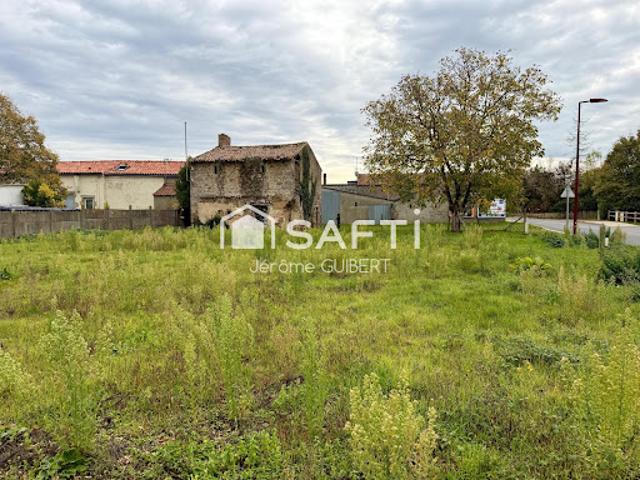Vente Terrain constructible 777 m2 Saint Aubin du Plain