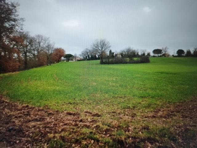 Vente Terrain constructible 800 m2 Gratens