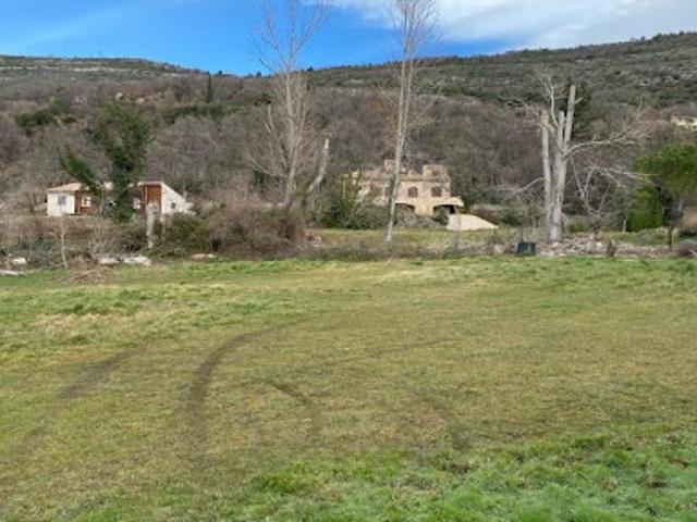 Vente Terrain constructible 800 m2 Saint Vallier de Thiey